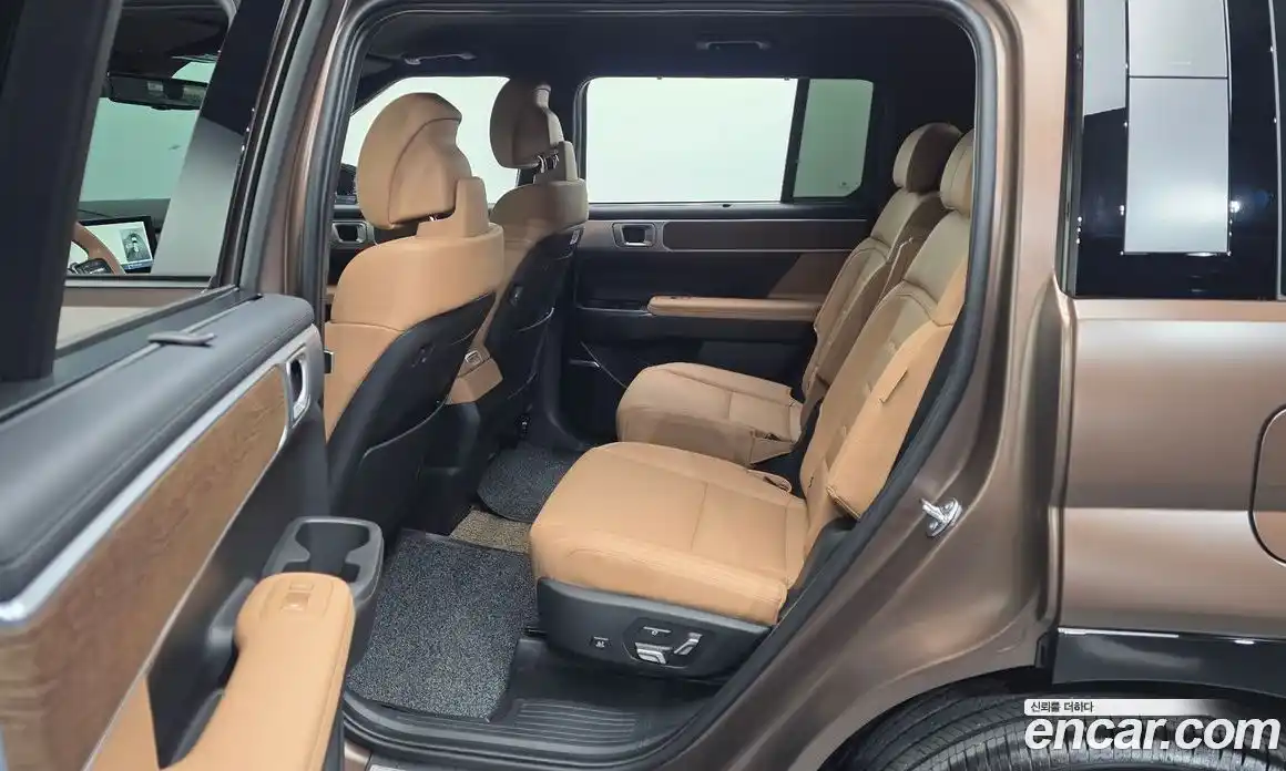 Hyundai Santa Fe 2025 1.6 гидро, фото 11