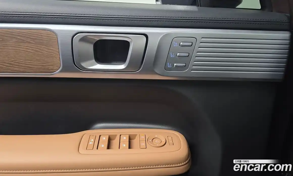 Hyundai Santa Fe 2025 1.6 гидро, фото 12