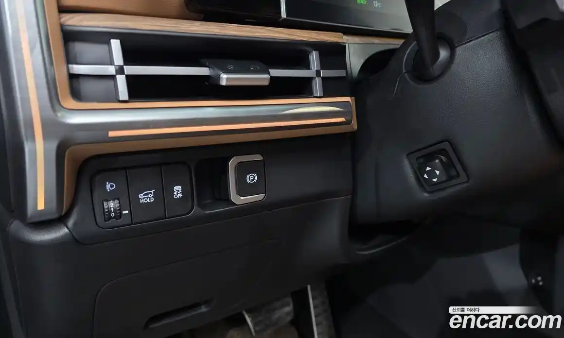 Hyundai Santa Fe 2025 1.6 гидро, фото 13