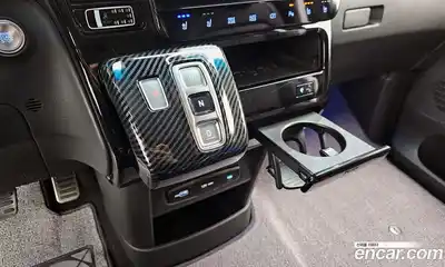 Hyundai Staria 2025 2.2 гидро в Москве, миниатюра 9