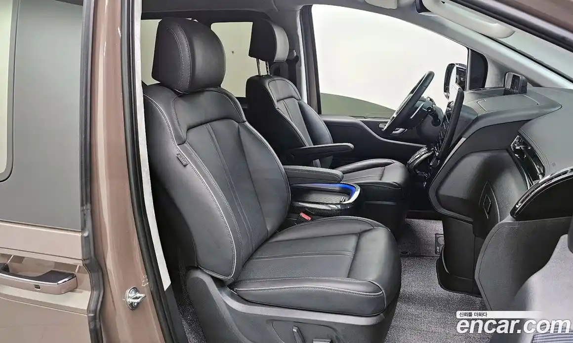 Hyundai Staria 2025 2.2 гидро в Москве, фото 10