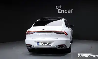 Hyundai Grandeur 2020 2.5 Автомат в Москве № 926831, миниатюра 4