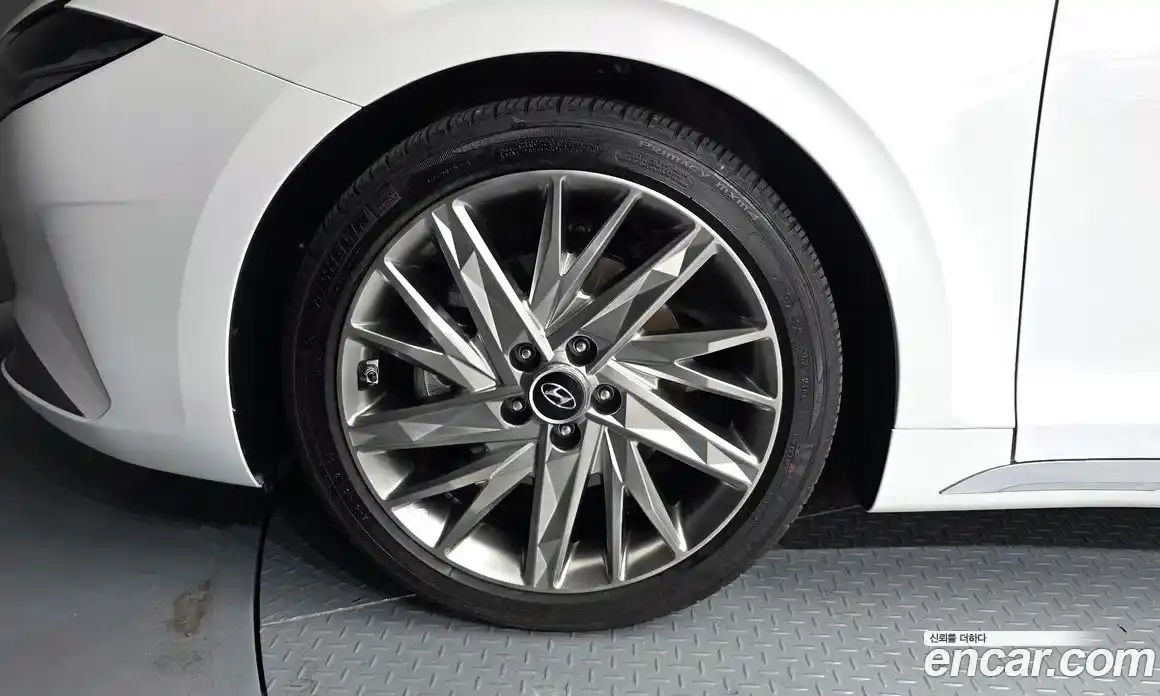 Hyundai Grandeur 2020 2.5 Автомат в Москве № 926831, фото 5