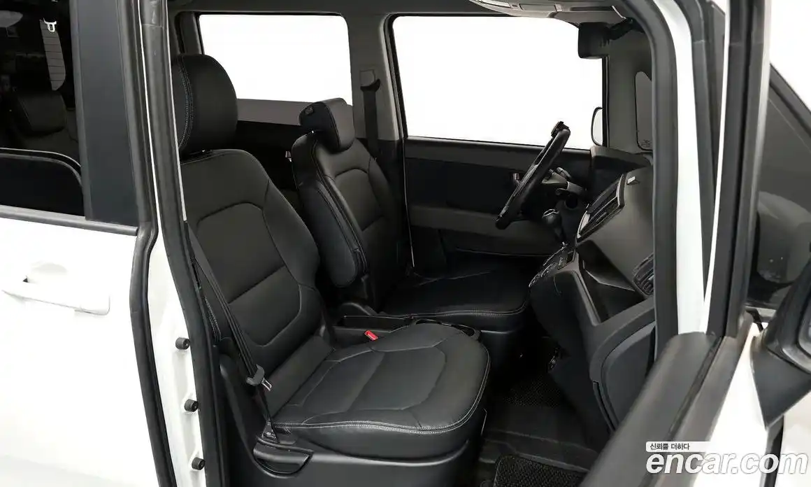 Kia Ray 2024 1.0 Автомат в Москве № 928906, фото 11