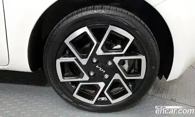 Kia Ray 2024 1.0 Автомат в Москве № 928906, миниатюра 5