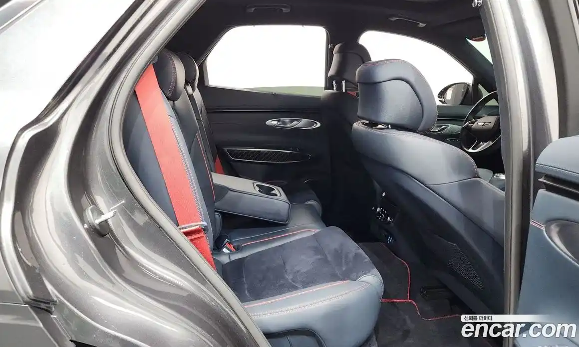 Genesis GV70 2021 2.5 Автомат в Москве № 931056, фото 12