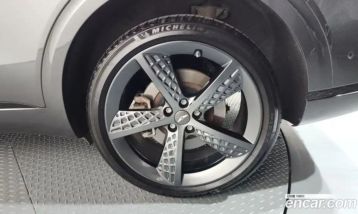 Genesis GV70 2021 2.5 Автомат в Москве № 931056, фото 5