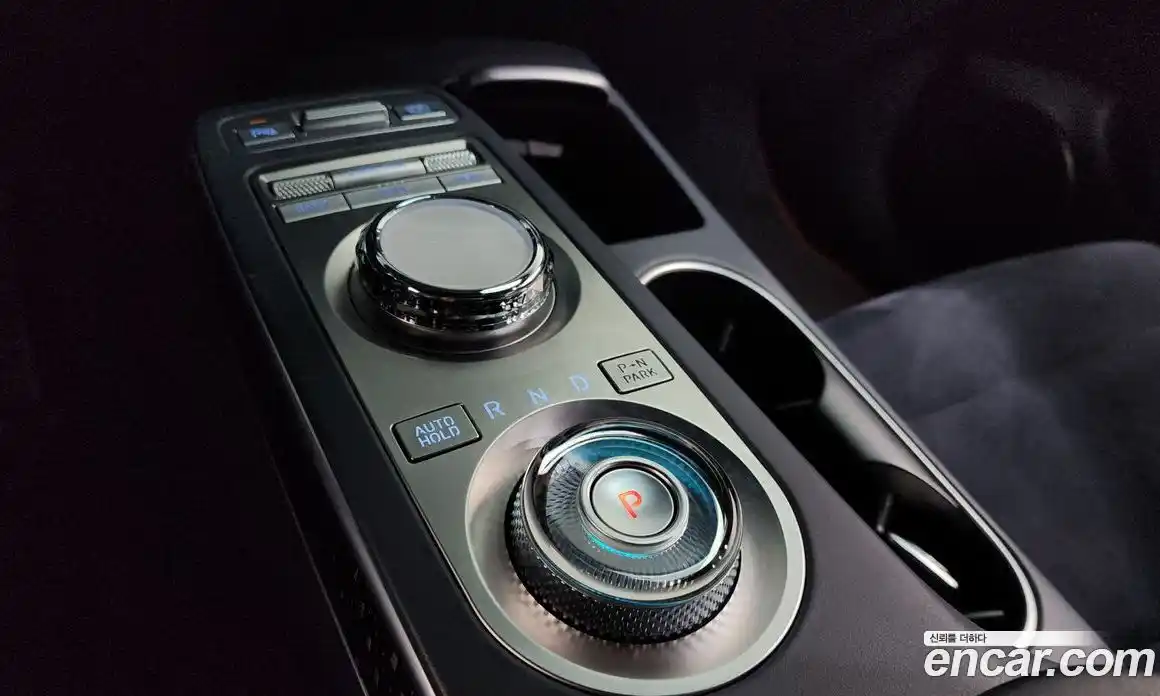 Genesis GV70 2021 2.5 Автомат в Москве № 931056, фото 9