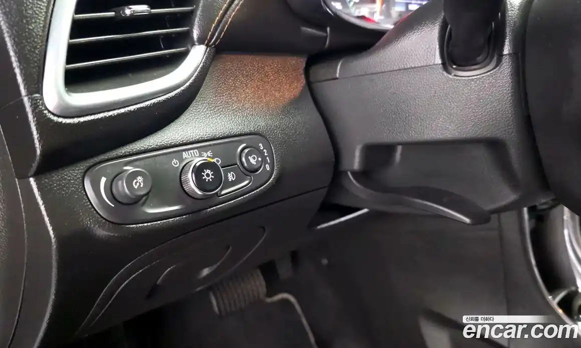 Chevrolet Trax 2019 1.6 Автомат в Москве № 935902, фото 19