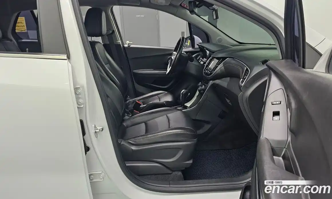 Chevrolet Trax 2018 1.4 Автомат в Москве № 936157, фото 11