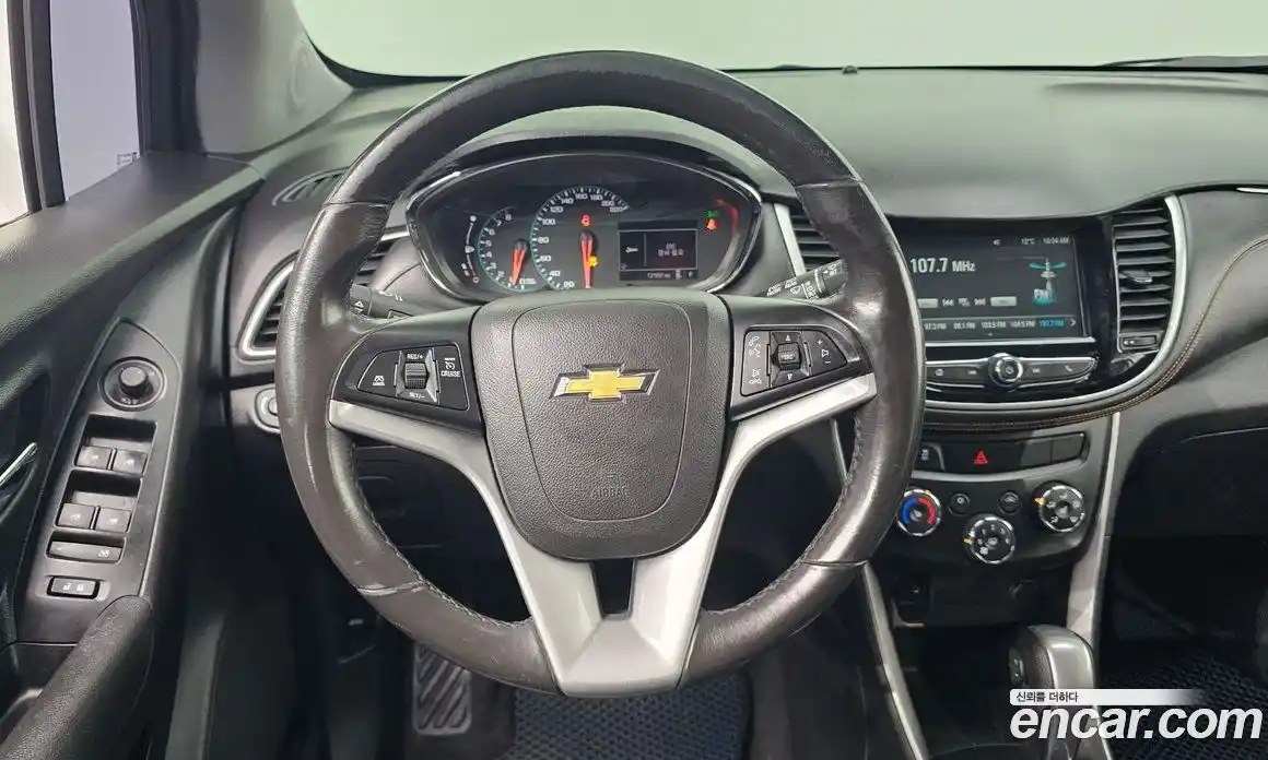Chevrolet Trax 2018 1.4 Автомат в Москве № 936157, фото 13