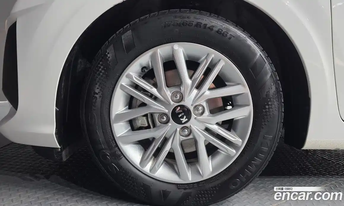 Kia Morning 2020 1.0 Автомат в Москве № 929154, фото 5