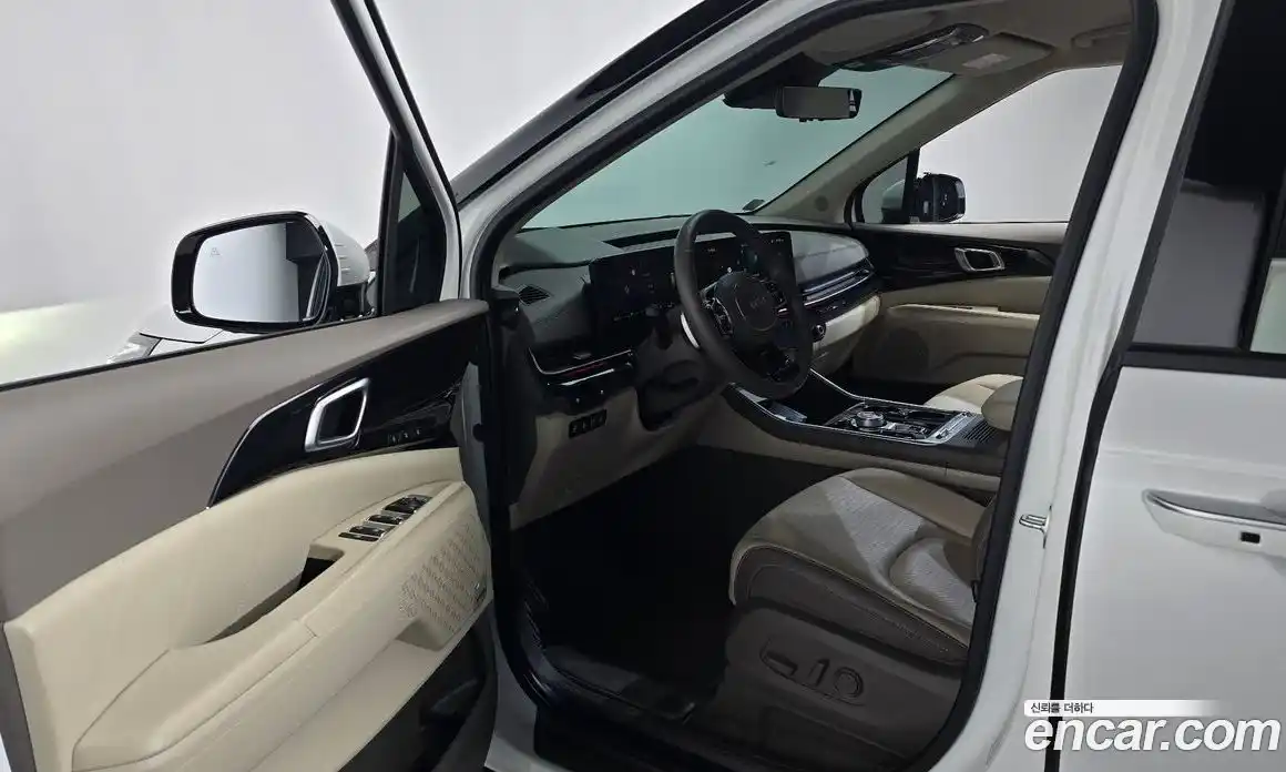 Kia Canival 2024 1.6 гидро в Москве, фото 10
