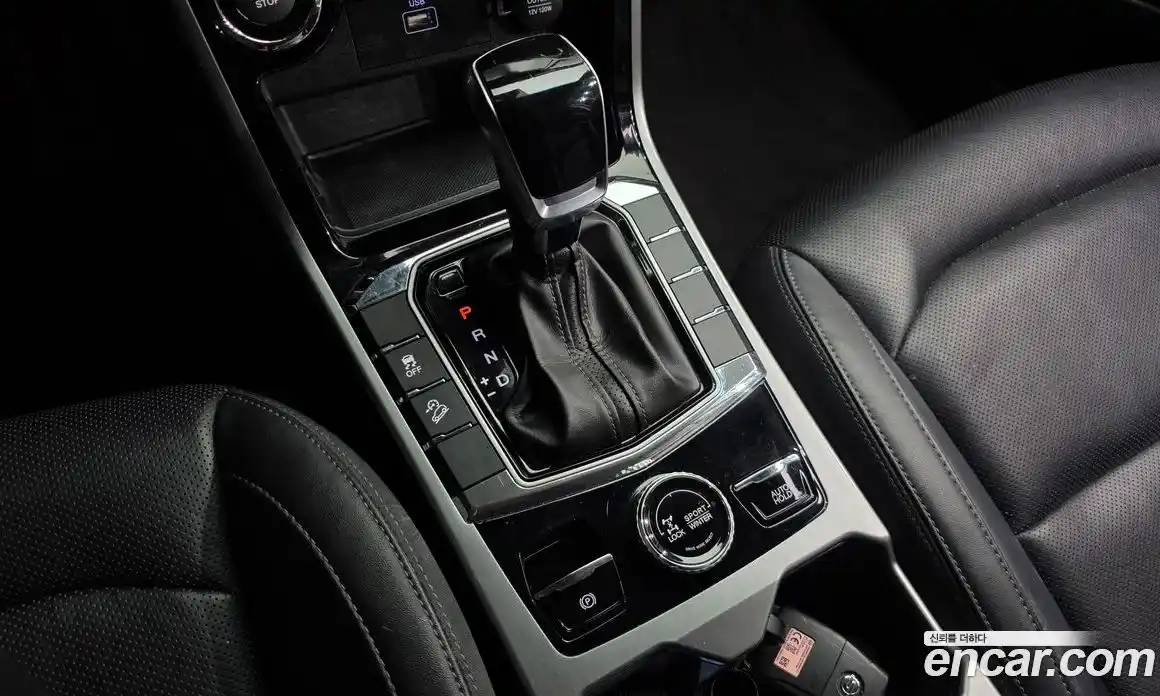 SsangYong Korando 2019 1.6 Автомат в Москве № 933316, фото 9