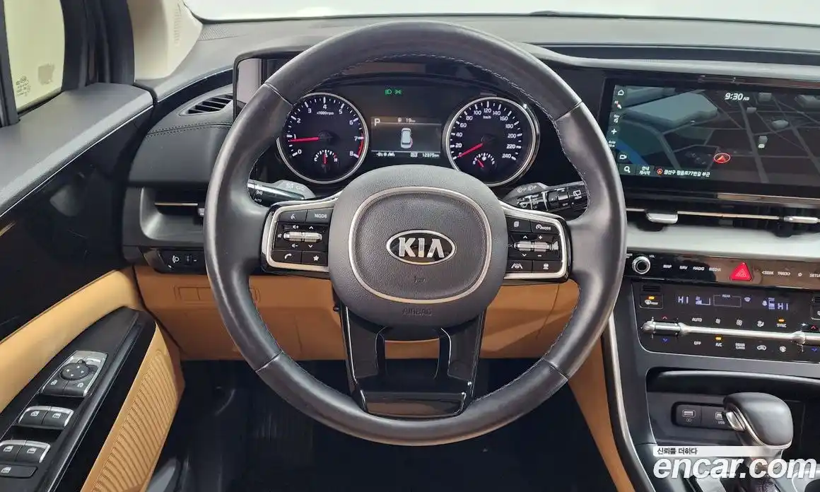 Kia Canival 2021 3.5 гидро в Москве № 115390, фото 13