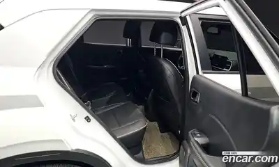 Hyundai Venue 2023 1.6 Автомат в Москве № 927124, миниатюра 11