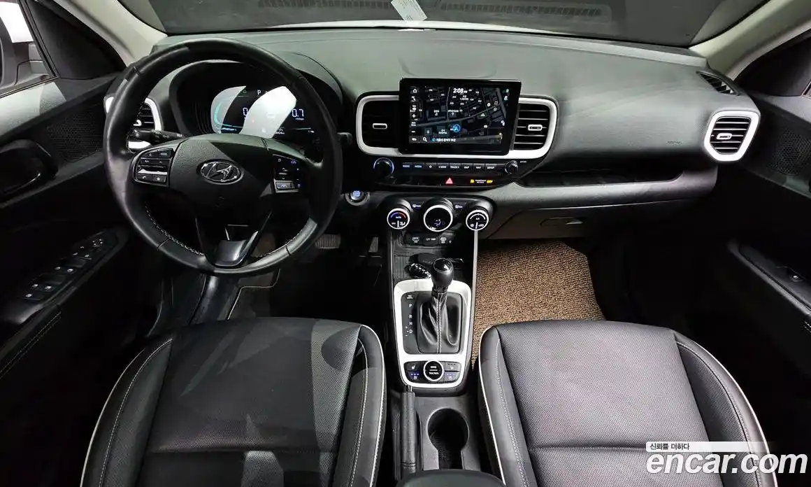 Hyundai Venue 2023 1.6 Автомат в Москве № 927124, фото 7