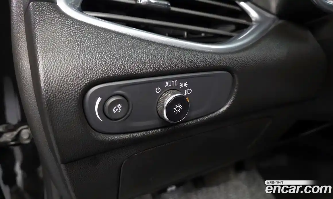 Chevrolet Malibu 2019 1.3 Автомат в Москве № 935692, фото 16