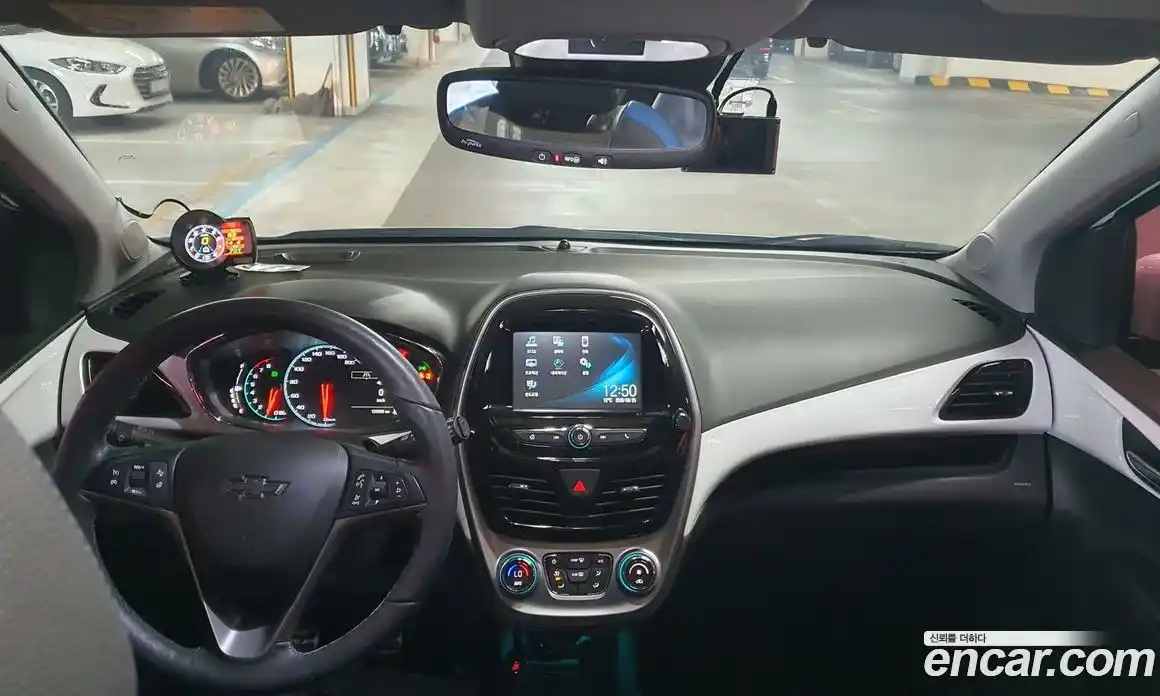 Chevrolet Spark 2016 1.0 Механическая в Москве № 936902, фото 11