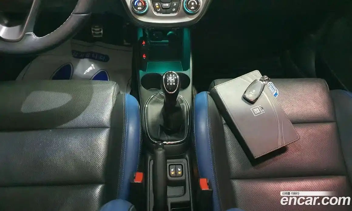 Chevrolet Spark 2016 1.0 Механическая в Москве № 936902, фото 16