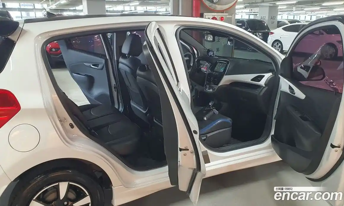 Chevrolet Spark 2016 1.0 Механическая в Москве № 936902, фото 20