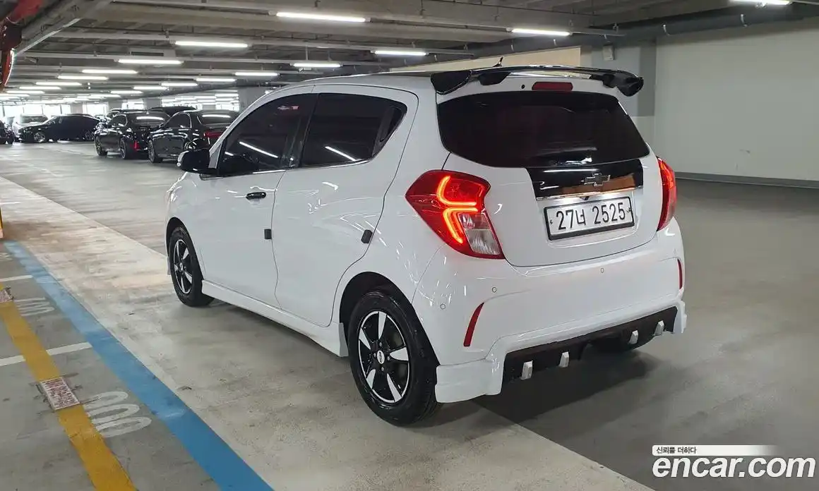 Chevrolet Spark 2016 1.0 Механическая в Москве № 936902, фото 4