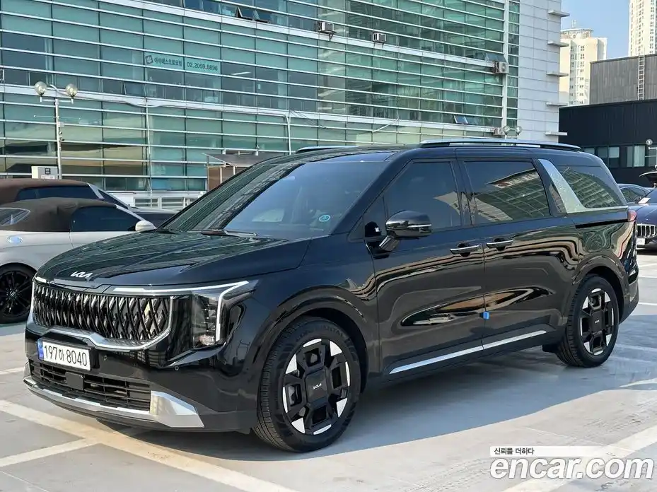 Kia Canival 2024 3.5 Автомат в Москве № 928572, фото 1