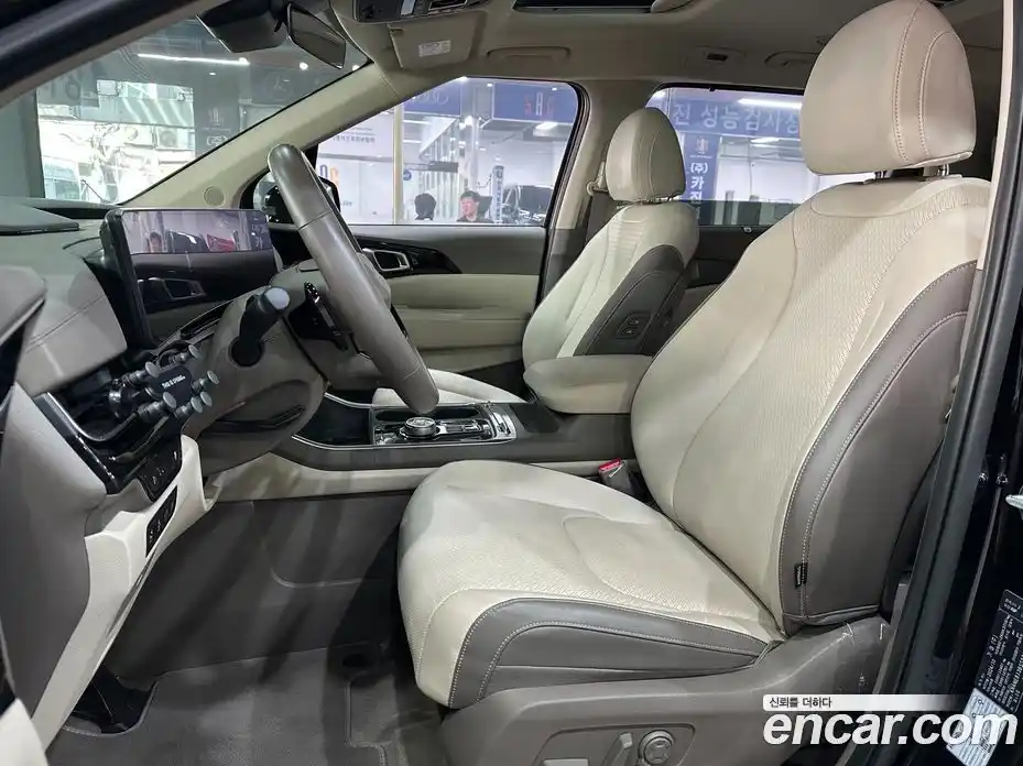 Kia Canival 2024 3.5 Автомат в Москве № 928572, фото 11