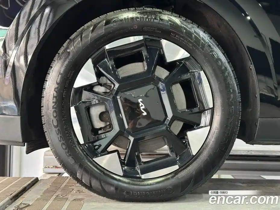 Kia Canival 2024 3.5 Автомат в Москве № 928572, фото 5