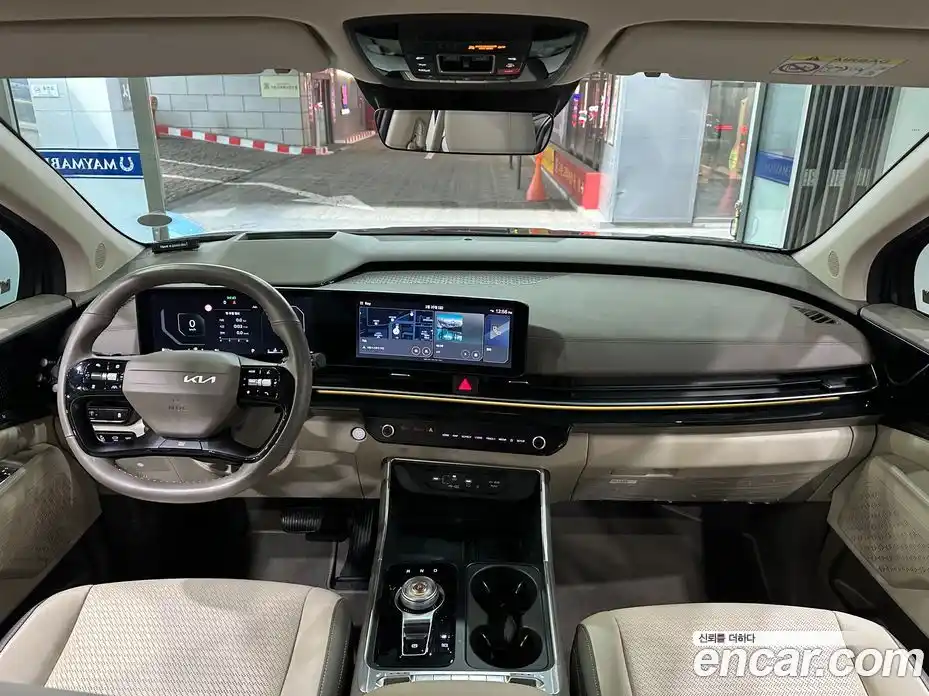 Kia Canival 2024 3.5 Автомат в Москве № 928572, фото 7