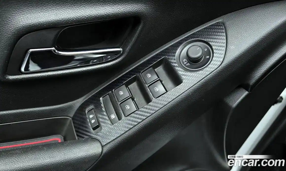 Chevrolet Trax 2016 1.4 Автомат в Москве № 935829, фото 16