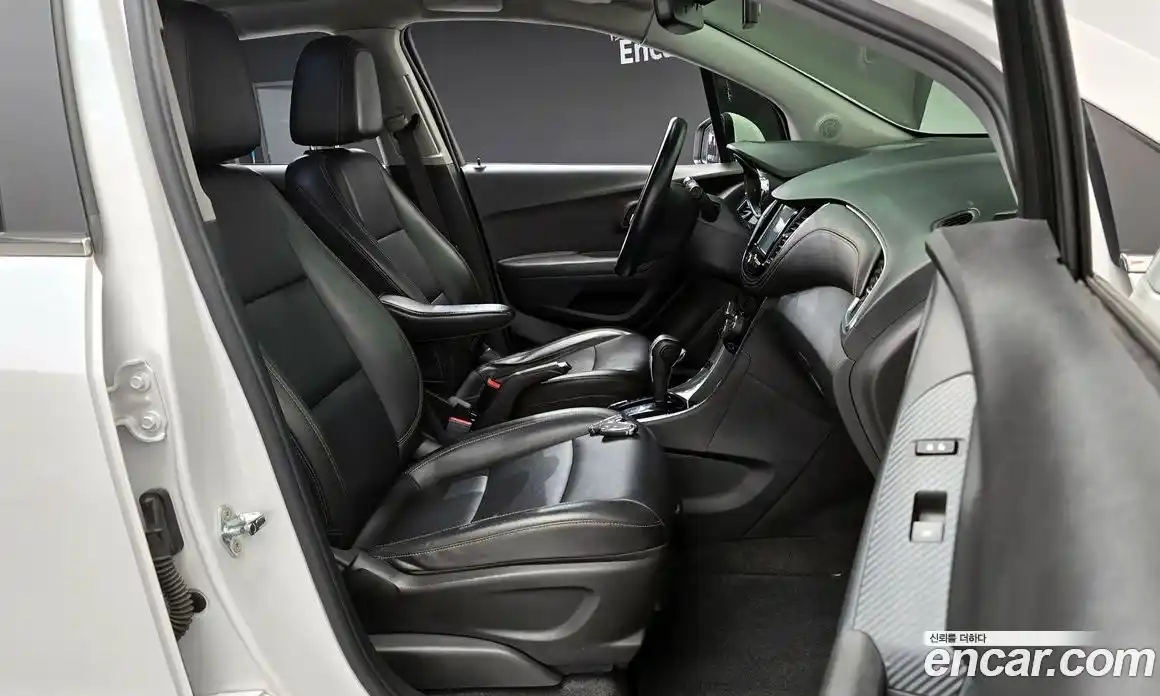 Chevrolet Trax 2016 1.4 Автомат в Москве № 935829, фото 10