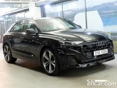 Audi Q8 50 TDI 콰트로 프리미엄