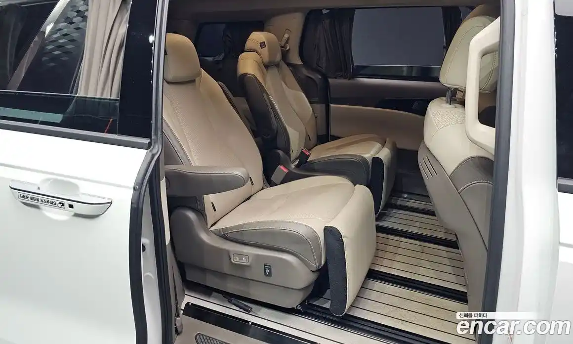 Kia Canival 2024 1.6 гидро в Москве, фото 11