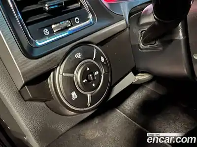 SsangYong Korando 2017 2.2 Автомат в Москве № 933961, миниатюра 10