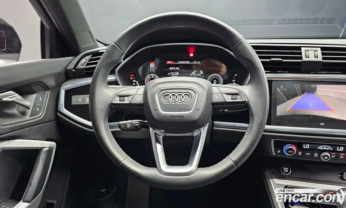 Audi Q3 2023 2.0 Автомат в Москве № 893912, фото 12
