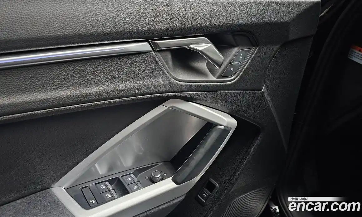 Audi Q3 2023 2.0 Автомат в Москве № 893912, фото 16