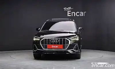 Audi Q3 2023 2.0 Автомат в Москве № 893912, миниатюра 2