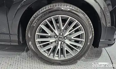 Audi Q3 2023 2.0 Автомат в Москве № 893912, миниатюра 4