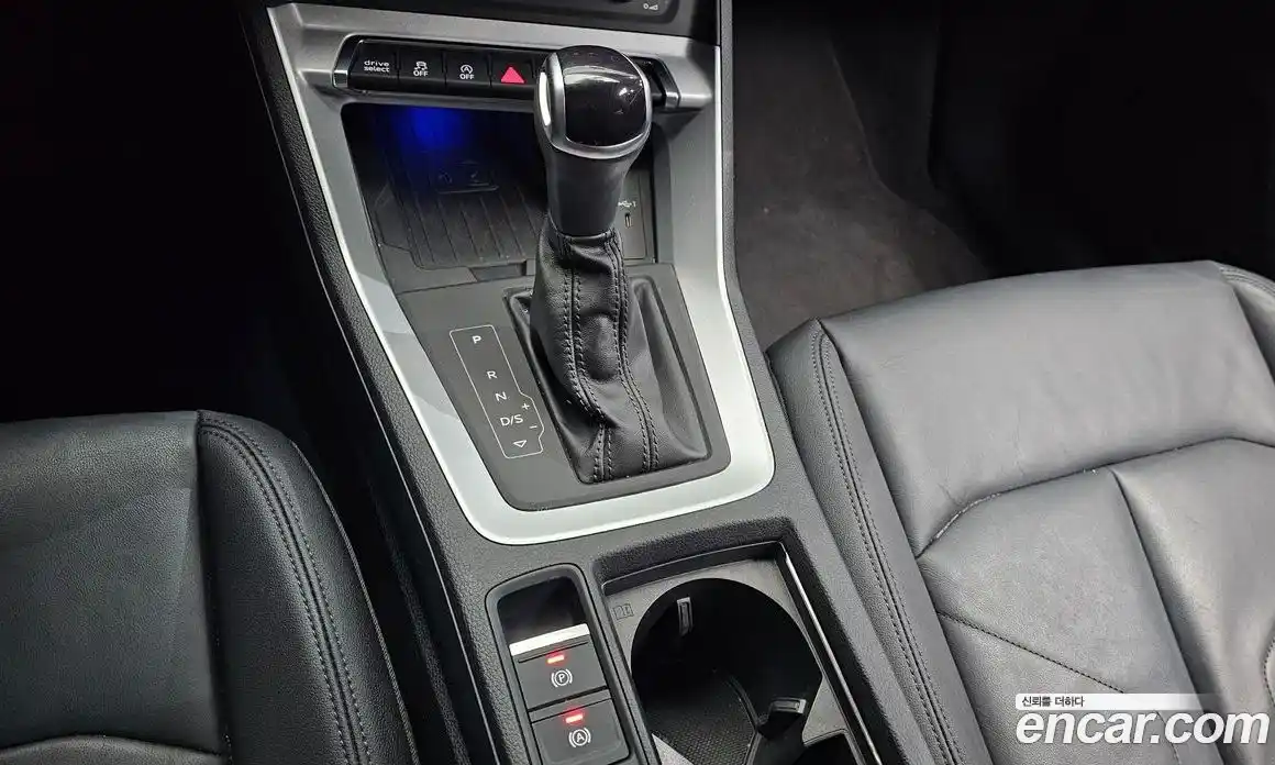 Audi Q3 2023 2.0 Автомат в Москве № 893912, фото 8