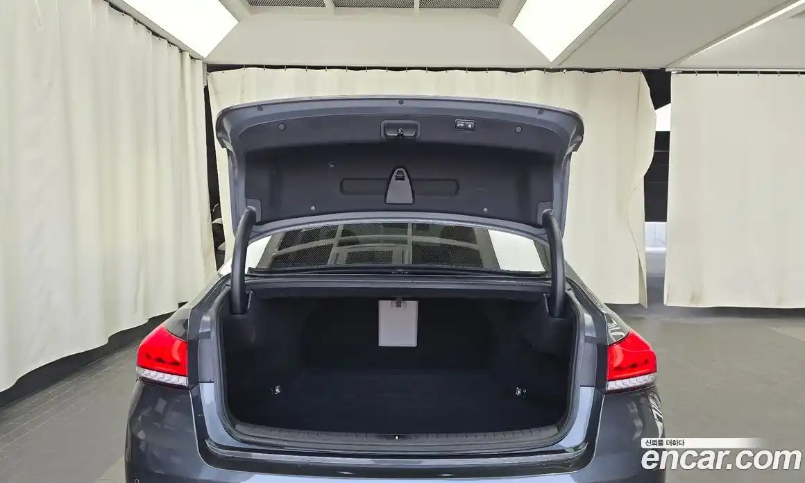 Genesis G80 2019 3.3 Автомат в Москве № 930830, фото 20