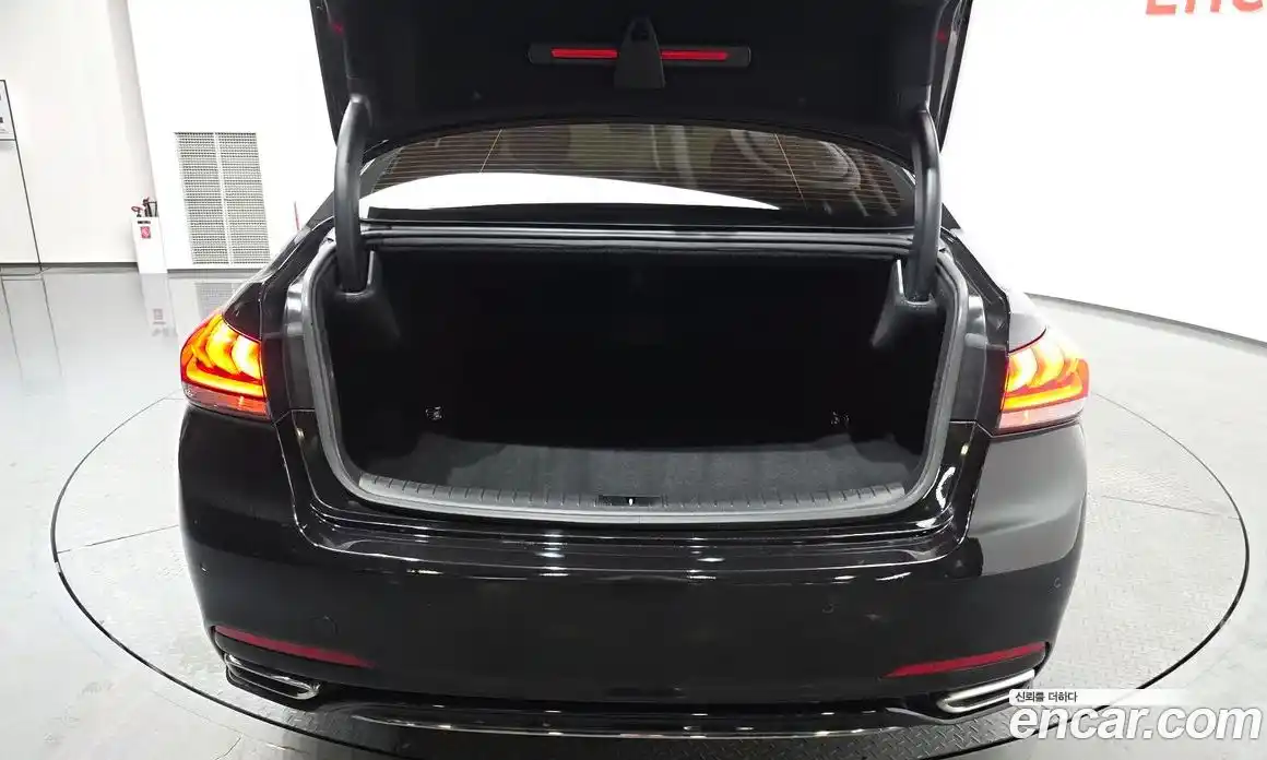 Genesis G80 2018 3.3 Автомат в Москве № 930924, фото 19