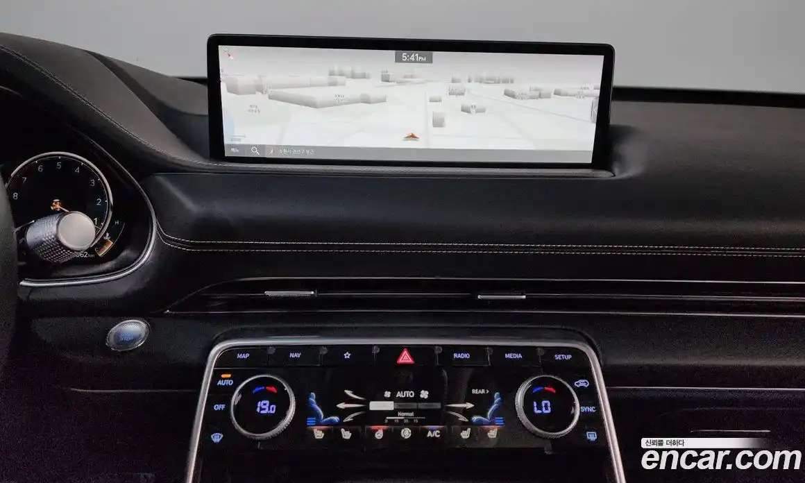 Genesis GV80 2020 2.5 Автомат в Москве № 930621, фото 14