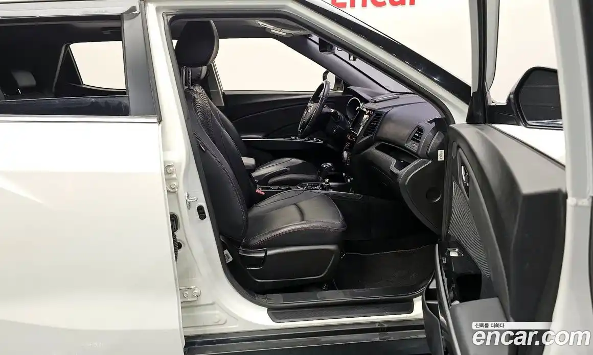 SsangYong TIBOLI 2017 1.6 Автомат в Москве № 931870, фото 11