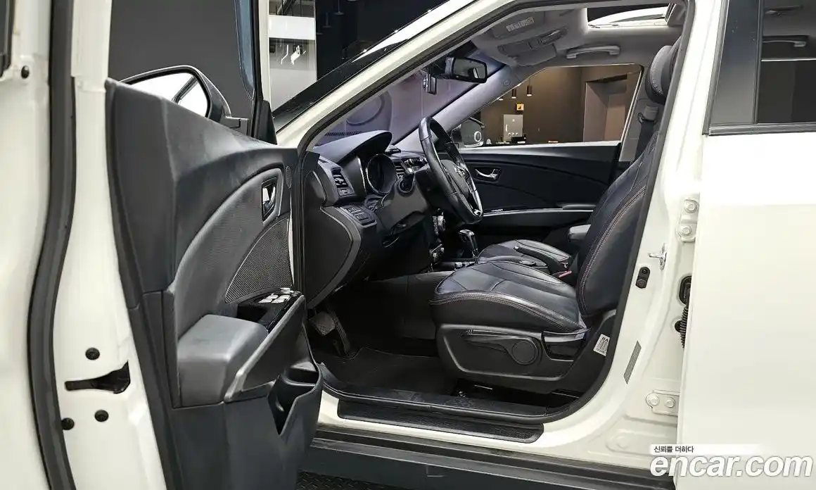 SsangYong TIBOLI 2017 1.6 Автомат в Москве № 931870, фото 10