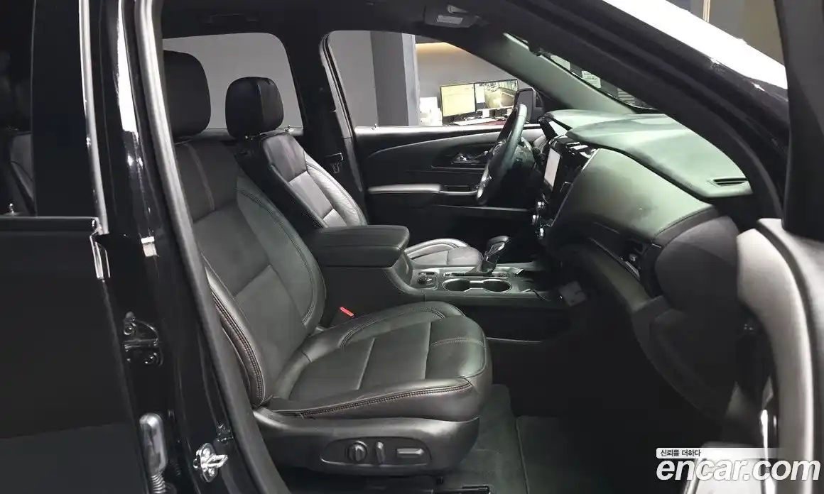 Chevrolet Traverse 2022 3.6 гидро в Москве, фото 11