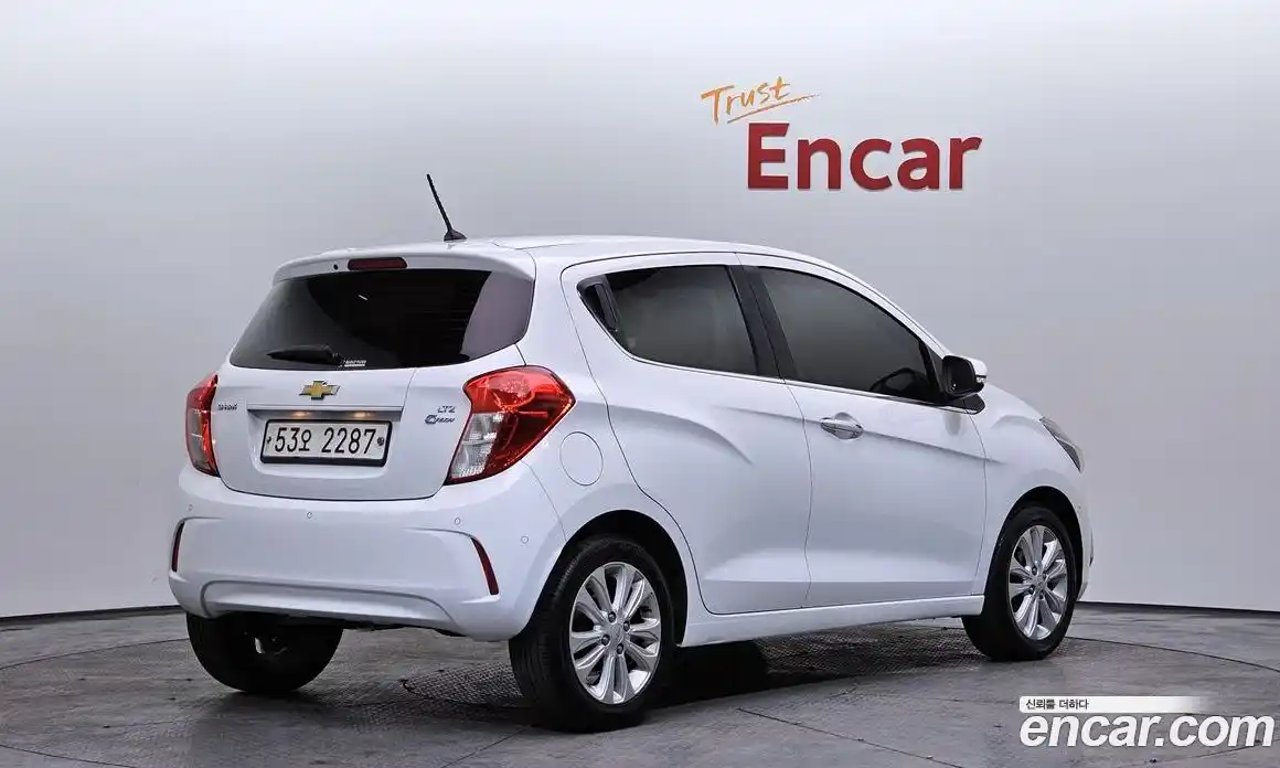 Chevrolet Spark 2018 1.0 Автомат в Москве № 936062, фото 2
