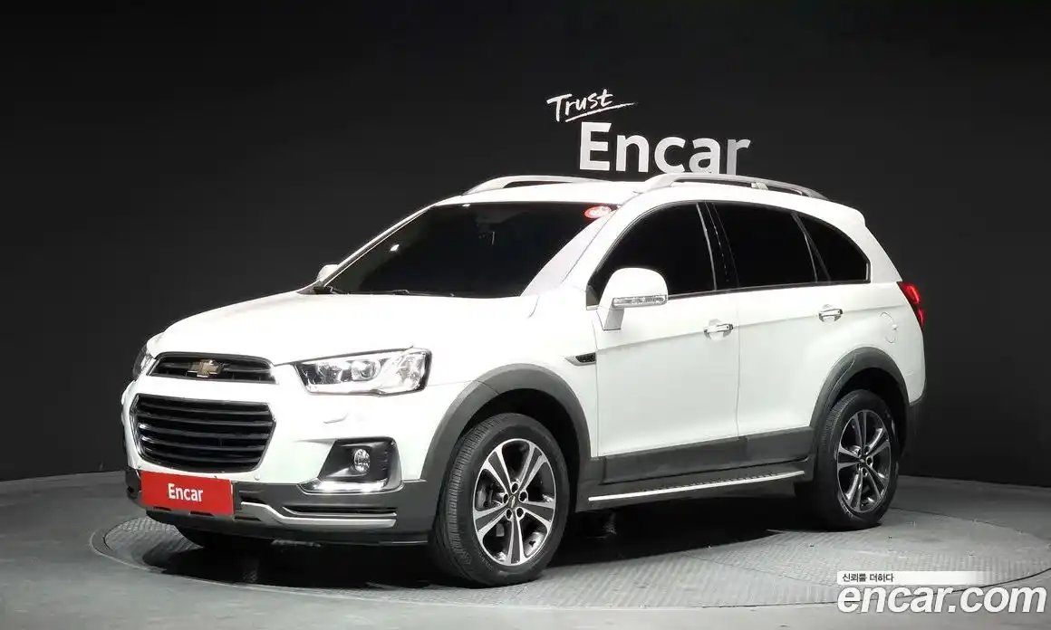 Chevrolet Captiva 2016 2.0 Автомат в Москве № 936108, фото 1