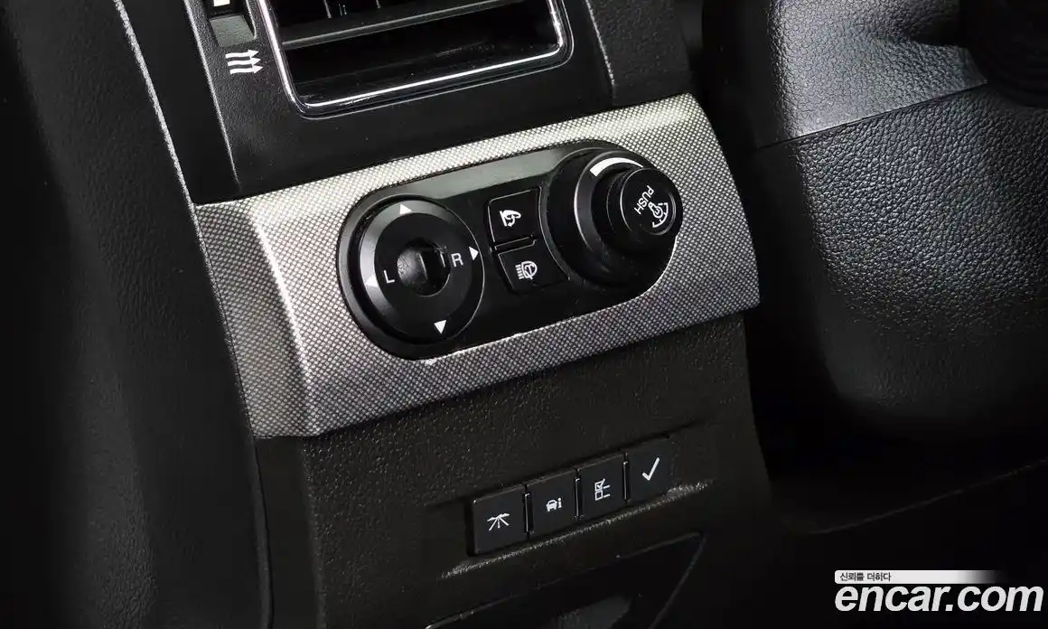 Chevrolet Captiva 2016 2.0 Автомат в Москве № 936108, фото 16