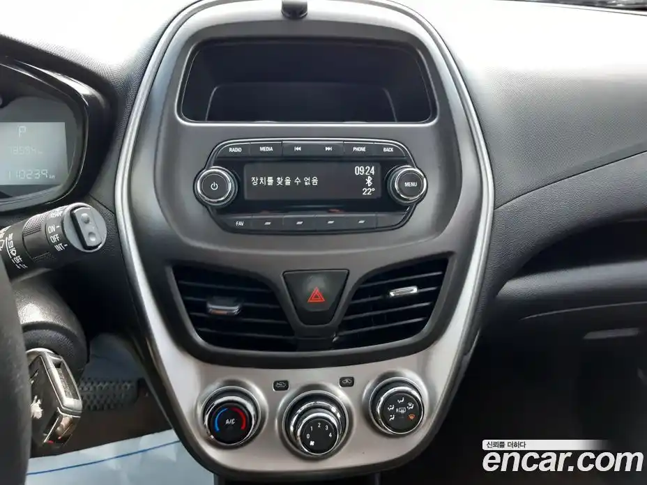 Chevrolet Spark 2016 1.0 Автомат в Москве № 936814, фото 11